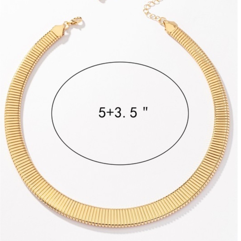 Gold Necklace - Picture 4 of 4